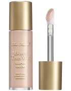 Too Faced Born This Way Super Glow Golden Mocha Tekoča Podlaga 30 ml
