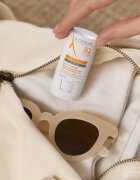 A-Derma Protect X-Trem Invisible Stick zaščitna paličica za občutljive predele kože SPF 50+ 8 g