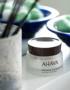 Ahava Time To Hydrate dnevna vlažilna krema za normalno do suho kožo 50 ml
