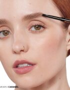 Anastasia Beverly Hills Brow Wiz natančni svinčnik za obrvi odtenek Auburn 009 g