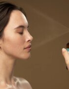 Antipodes Ananda H₂O Ultra-Hydrating Calming Mist antioksidacijski tonik v pršilu 100 ml