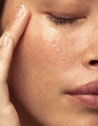 Antipodes Anoint H2O De-Puffing Eye Gel vlažilni gel za predel okoli oči proti oteklinam 30 ml