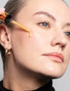 Antipodes Glow Vitamin C serum za osvetljevanje proti prvim znakom staranja kože 10 ml