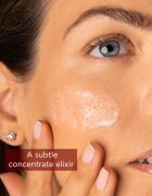 Apivita Beevine Elixir Lift Serum lifting serum za učvrstitev kože za osvetlitev kože 30 ml