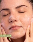 Apivita Cleansing Gel for Oily Skin čistilni gel za mastno in mešano kožo 200 ml