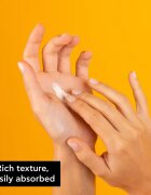 Apivita Hand Care Hand Cream Honey Rich texture vlažilna krema za roke z medom 50 ml