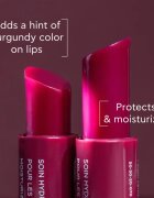 Apivita Lip Care Black Currant tinted vlažilni balzam za ustnice 4.4 g