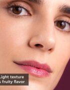 Apivita Lip Care Black Currant tinted vlažilni balzam za ustnice 4.4 g