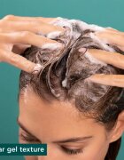 Apivita Oily Hair Oil Balance Shampoo globinsko čistilni šampon za mastno lasišče za krepitev in sijaj las 250 ml