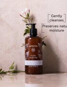 Apivita Pure Jasmine Shower Gel vlažilen gel za prhanje z eteričnimi olji 500 ml
