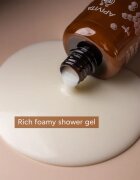 Apivita Royal Honey Creamy Shower Gel vlažilen gel za prhanje z eteričnimi olji 500 ml