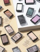 Artdeco Eyeshadow Pearl senčila za oči za vlaganje v paleto z bisernim sijajem odtenek 04 Pearly Mystical Grey 08 g