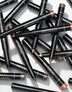 Artdeco High Performance senčila za oči v svičniku odtenek 21 Shimmering Cinnamon 14 g