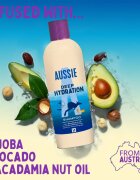Aussie Deep Hydration Shampoo intenzivno vlažilni šampon 300 ml