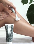 Australian Bodycare Tea Tree Oil balzam za telo za po britju 200 ml