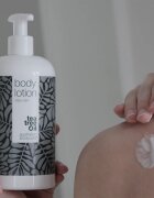 Australian Bodycare Tea Tree Oil hranilni losjon za telo za suho kožo 500 ml