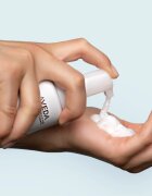 Aveda Phomollient™ Styling Foam stiling pena za definicijo in obliko pričeske za tanke do normalne lase 200 ml