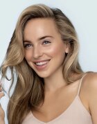 Aveda Phomollient™ Styling Foam stiling pena za definicijo in obliko pričeske za tanke do normalne lase 200 ml