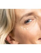 Avène Hyaluron Activ B3 Eye Cream krema za predel okoli oči s trojnim učinkom 15 ml