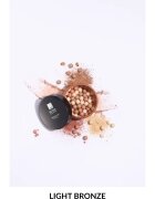 Avon Ultra Colour Pearls bronzer v kroglicah odtenek Light Bronze 28 g