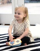 Baby Einstein Discovery Radio™ HAPE glasbena igrača 6m+ 1 kos