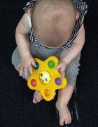Baby Einstein Pop & Glow Starfish aktivnostna igrača 6 m+ 1 kos