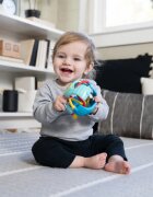 Baby Einstein Rattle & Sense™ senzorična žogica z grizljajočim delom 3m+ 1 kos
