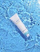 Banila Co. hello sunny Fresh Essence Sun Stick lahka zaščitna krema za obraz SPF 50+ 50 ml