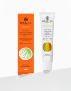 BasicLab Dermocosmetics Protecticus obarvani ultra-lahek fluid za mastno in mešano kožo SPF 50+ 40 ml