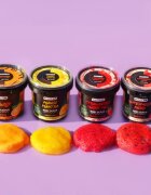 Beauty Jar Strawberry Marry Me! vlažilni piling za telo 200 g