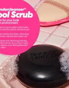 beautyblender® Tool Scrub Charcoal trdo čistilo gobic in čopičev za ličenje 150 g