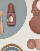 BIBS Bottle Cover Small embalaža za steklenico Blush 1 kos
