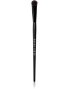 Bobbi Brown Brush Concealer čopič za korektor 1 kos