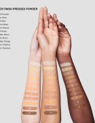 Bobbi Brown Sheer Finish Pressed Powder nežni kompaktni puder odtenek Warm Natural 9 g