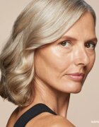 Bobbi Brown Skin Concealer Stick korektor v paličici odtenek Warm Beige 3 g
