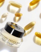Bobbi Brown Vitamin Enriched Eye Base vlažilna krema za predel okoli oči z vitaminoma B3 B5 B6 in B12 15 ml
