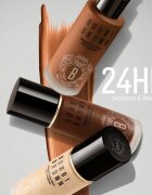 Bobbi Brown Weightless Skin Foundation SPF 15 Mini dolgoobstojni matirajoči tekoči puder z vlažilnim učinkom odtenek Warm Porcelain 13 ml
