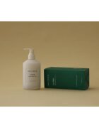 BOUTIJOUR Les Bois Rejuvenate Body Cream hranilna krema za telo za suho kožo 250 g