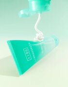 BRINGGREEN Tea Tree Cica Deep Cleansing Foam globinsko čistilna pena s pomirjajočim učinkom 120 ml