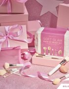 BrushArt Basic On-the-go Glam mini make-up brush set potovalni set čopičev s torbico mini