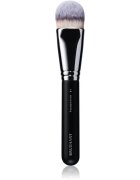 BrushArt Professional B1 Flat foundation brush čopič za tekoči puder B1 1 kos