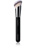 BrushArt Professional B11 Angled foundation brush čopič za make-up B11 1 kos