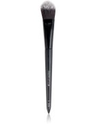 Brushworks Back Comb Brush čopič za make-up vrsta NO. 1 1 kos