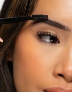 Brushworks Double Ended Brow Brush And Spoolie obojestranski čopič za obrvi NO. 22 1 kos