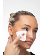 Brushworks Triangular Powder Puff Duo penasti aplikator za tekoči puder