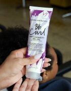 Bumble and Bumble Bb. Curl Anti-Humidity Gel-Oil vlažilno gelasto olje za valove proti krepastim lasem 150 ml