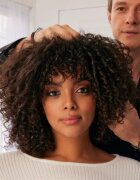 Bumble and Bumble Bb. Curl Light Defining Cream stiling krema za definicijo valov rahla učvrstitev 250 ml