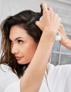 Bumble and Bumble Thickening Go Big Plumping Treatment pršilo za volumen za sušenje las in končno oblikovanje las 250 ml