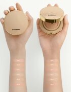 Burberry Beyond Wear Perfecting Matte Cushion dolgoobstojni tekoči puder v gobici SPF 15 odtenek Fair Warm 10 14 g
