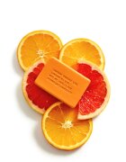 Carbon Theory Facial Cleansing Bar Vitamin C & Caffeine čistilno milo za obraz z vitaminom C Orange 100 g